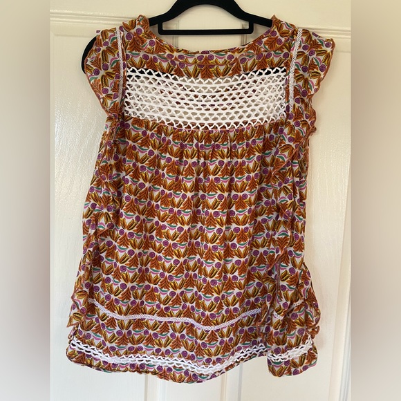 Country Road floaty sleeveless blouse - Picture 2 of 2